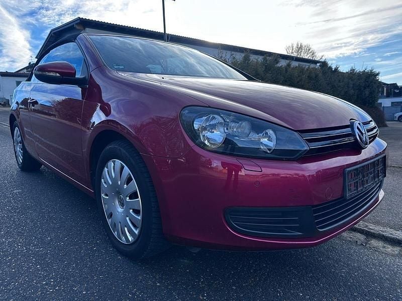 Rot Gebraucht 2013 VW Golf Cabriolet Basis Cabrio | 5.900 € (Guter Preis) - Bild 1/4