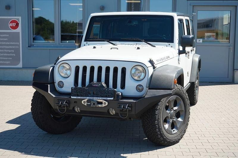 Weiß Gebraucht 2015 Jeep Wrangler Rubicon SUV | 27.480 € (Fairer Preis) - Bild 1/4