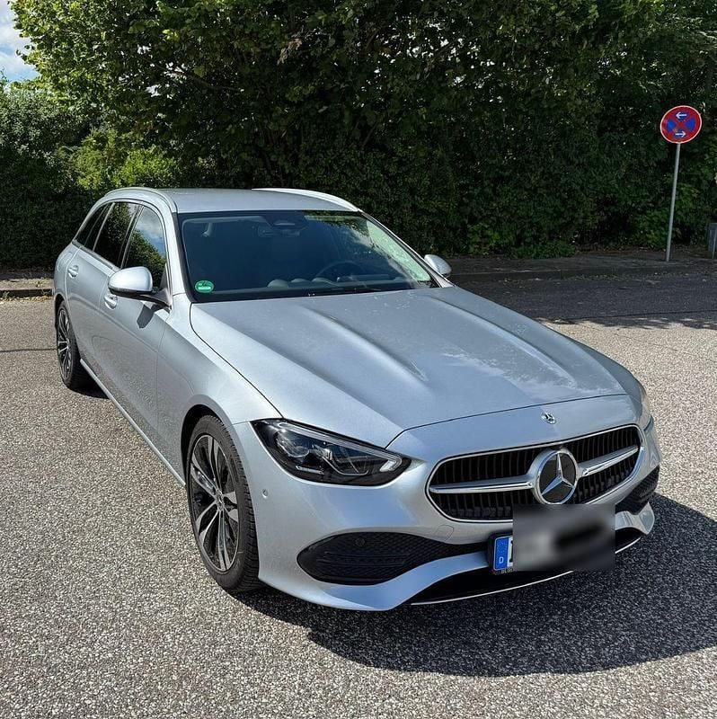 Silber Gebraucht 2022 Mercedes C300 Kombi | 34.890 € (Superpreis) - Bild 1/4