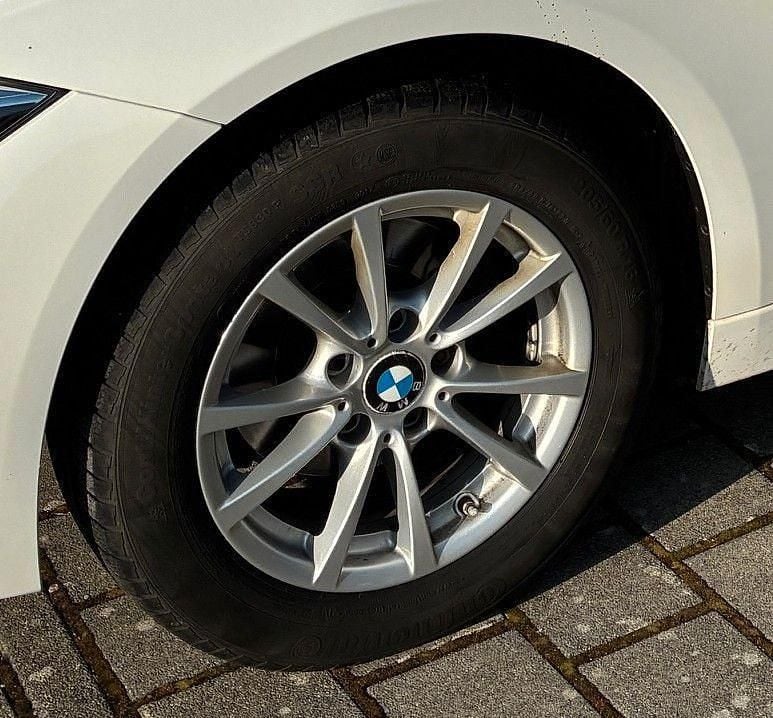 Gebraucht BMW 318 136 PS (100 kW) 2018 Weiß Kombi