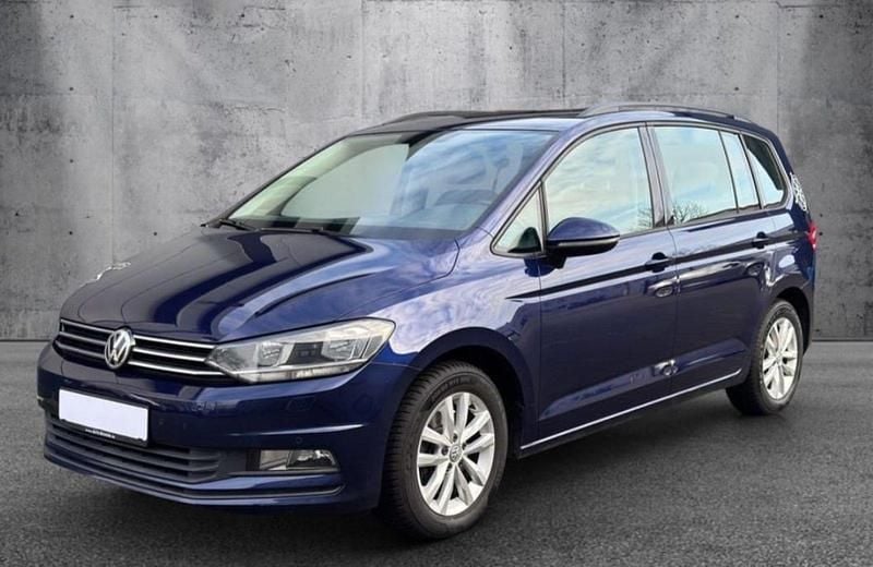 Blau Gebraucht 2016 VW Touran Van / Kleinbus | 12.900 € (Superpreis) - Bild 1/4