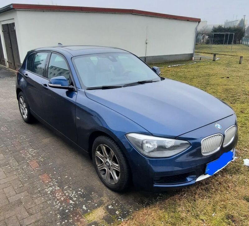 Blau Gebraucht 2012 BMW 118 Urban Line Kleinwagen | 6.500 € (Superpreis) - Bild 1/4