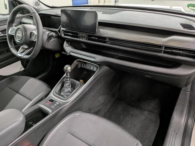 Gebraucht Jeep Avenger Altitude 101 PS (74 kW) 2025 Grau SUV