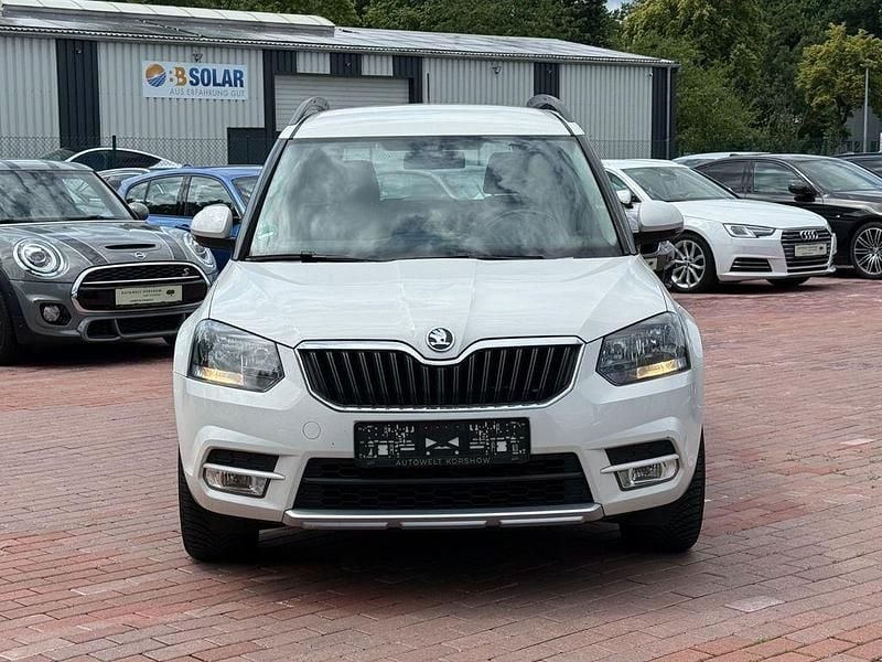 Weiß Gebraucht 2014 Skoda Yeti Ambition SUV | 9.500 € (Guter Preis) - Bild 1/3