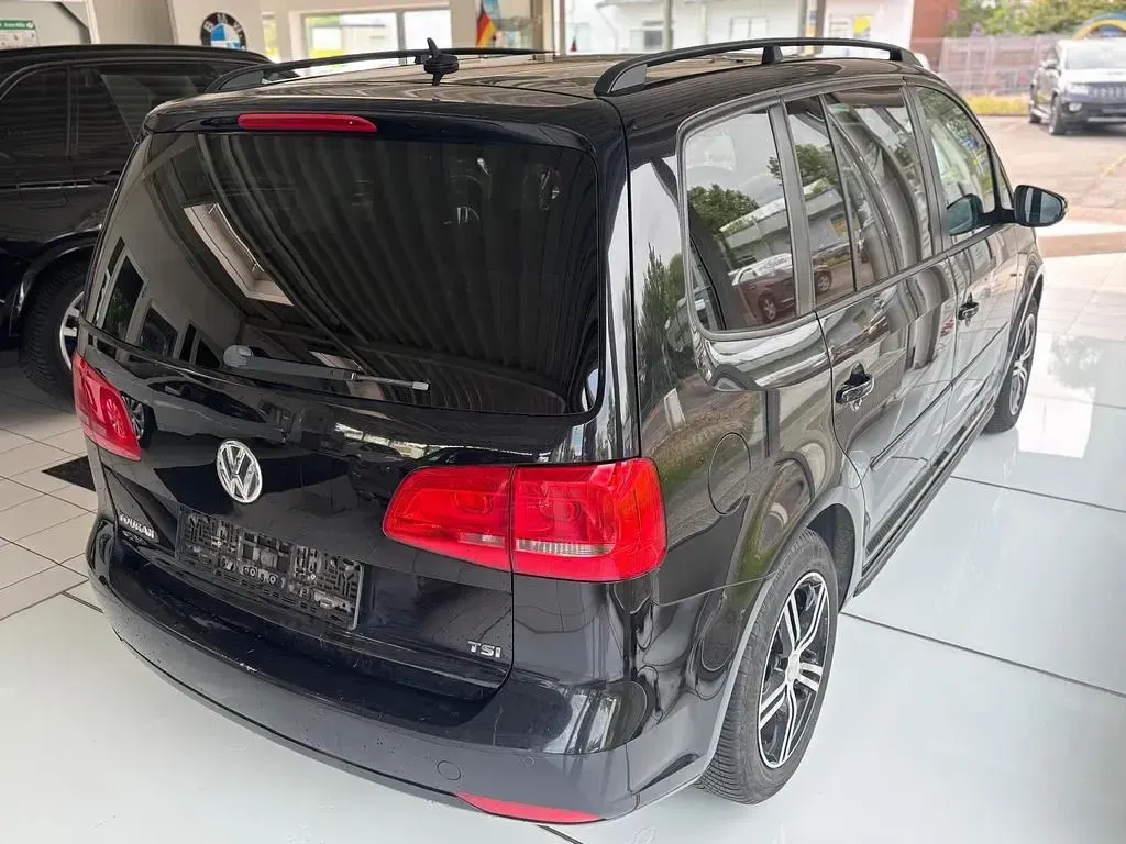 Gebraucht VW Touran Comfortline 140 PS (102 kW) 2012 Schwarz Van / Kleinbus