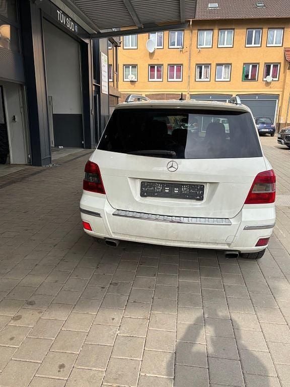 Gebraucht Mercedes GLK350 224 PS (164 kW) 2009 Weiß SUV