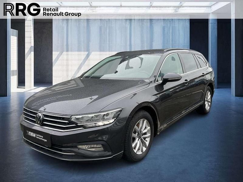 Grau Gebraucht 2023 VW Passat Business Kombi | 19.990 € (Guter Preis) - Bild 1/3