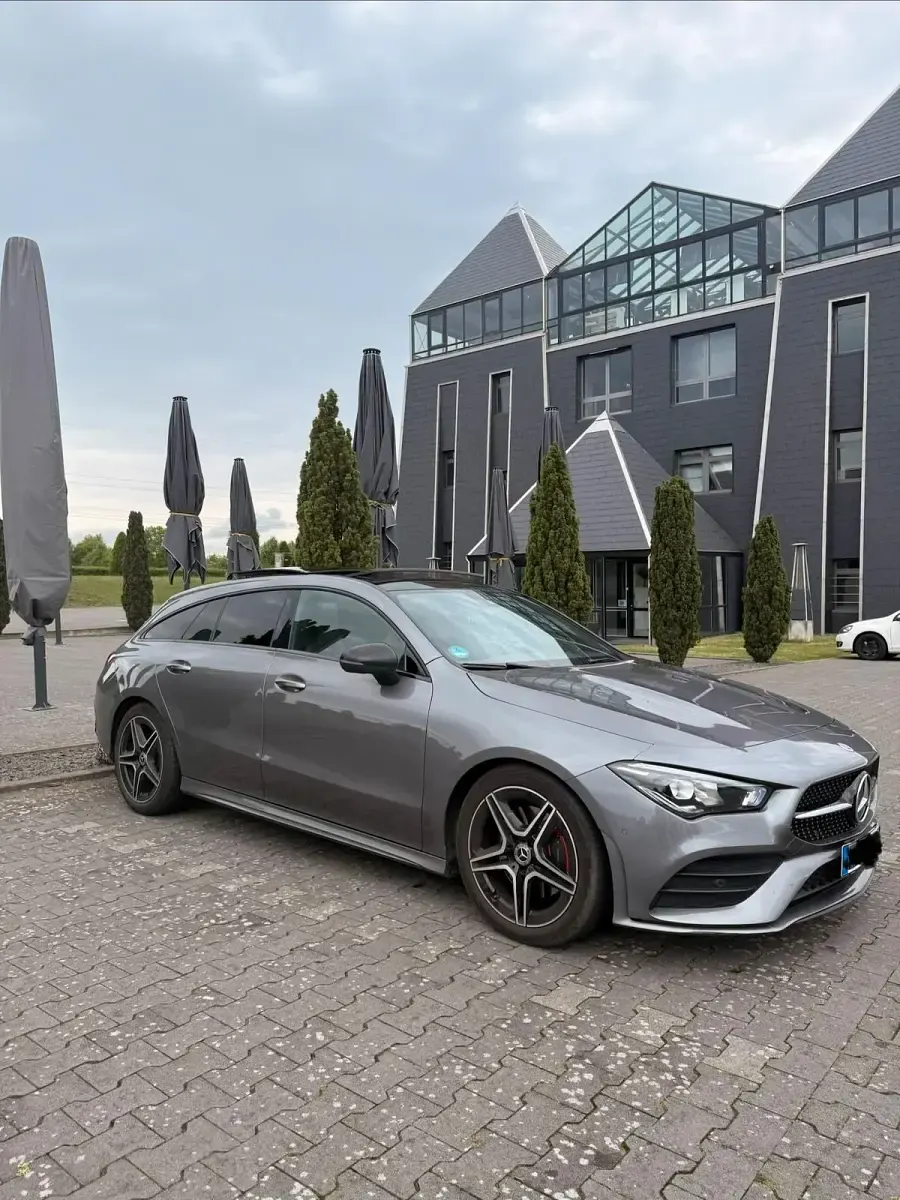 Gebraucht Mercedes CLA200 163 PS (119 kW) 2020 Grau Coupé