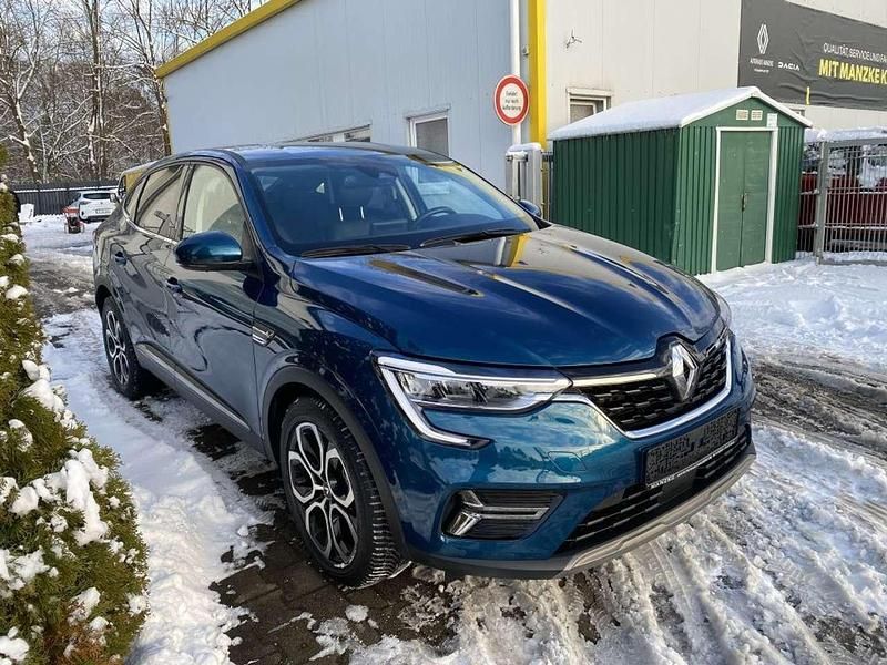 Gebraucht Renault Arkana Techno 140 PS (102 kW) 2023 Sansibarblau metallic SUV