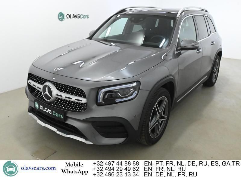 Grau Gebraucht 2021 Mercedes GLB180 AMG SUV | 28.193 € (Teuer) - Bild 1/4
