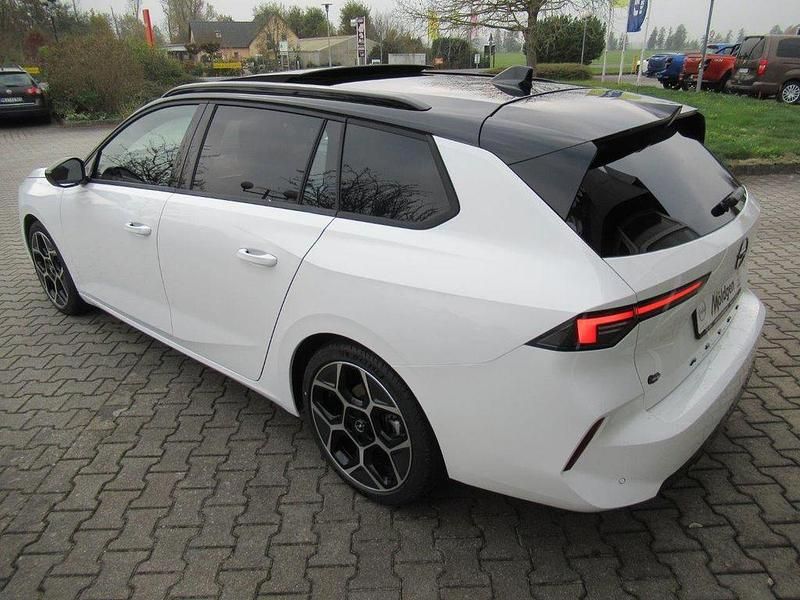 Usata Opel Astra Ultimate 131 CV (96 kW) 2024 Bianco Station wagon