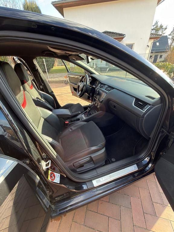 Gebraucht Skoda Octavia RS 220 PS (161 kW) 2014 Schwarz Kleinwagen