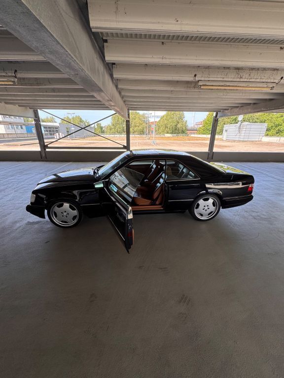 Schwarz Gebraucht 1996 Mercedes E320 Coupé | 25.500 € - Bild 1/4
