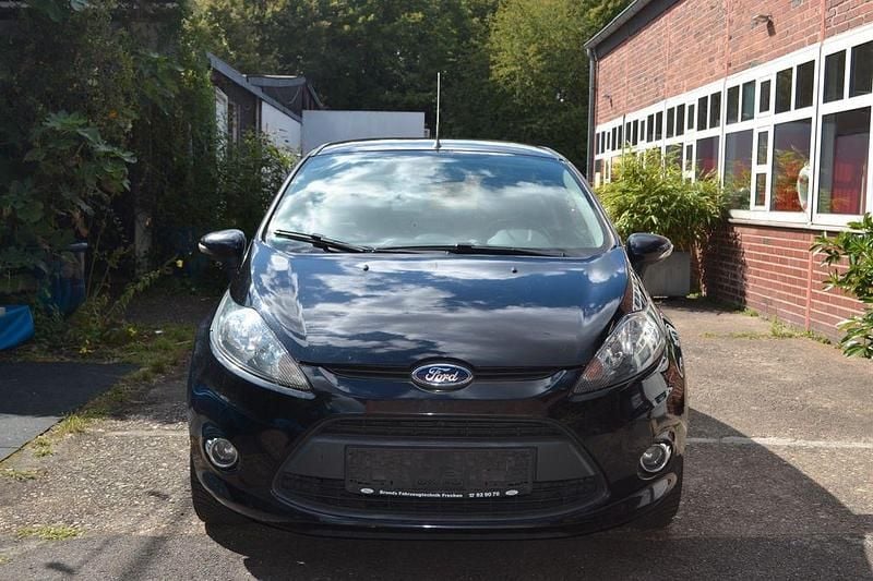 Schwarz Gebraucht 2012 Ford Fiesta Kleinwagen | 1.970 € (Superpreis) - Bild 1/4
