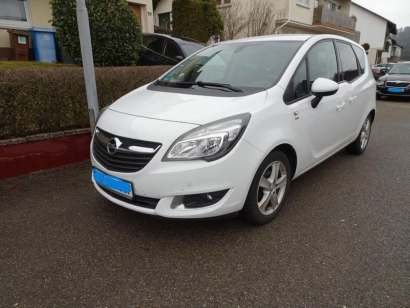 Gebraucht Opel Meriva Active 120 PS (88 kW) 2017 Weiß Van / Kleinbus