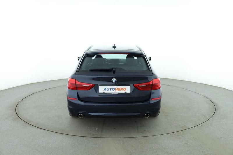 Gebraucht BMW 520 190 PS (139 kW) 2018 Blau Kombi