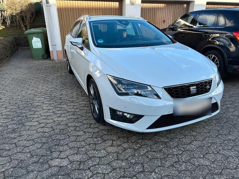 Gebraucht Seat Leon ST FR 184 PS (135 kW) 2015 Weiß Kombi