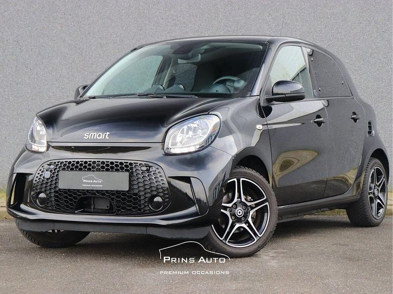 Schwarz Gebraucht 2022 Smart ForFour Electric Drive Limousine | 10.769 € (Fairer Preis) - Bild 1/4