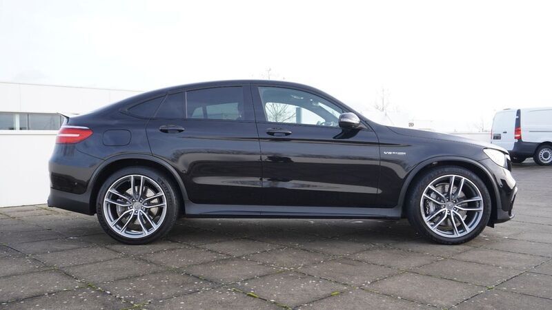 Schwarz Gebraucht 2019 Mercedes GLC63 AMG AMG Coupé | 56.686 € (Guter Preis) - Bild 1/4