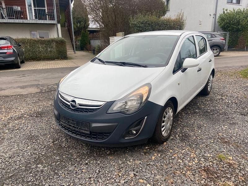 Weiß Gebraucht 2013 Opel Corsa Selection Kleinwagen | 2.000 € (Superpreis) - Bild 1/4