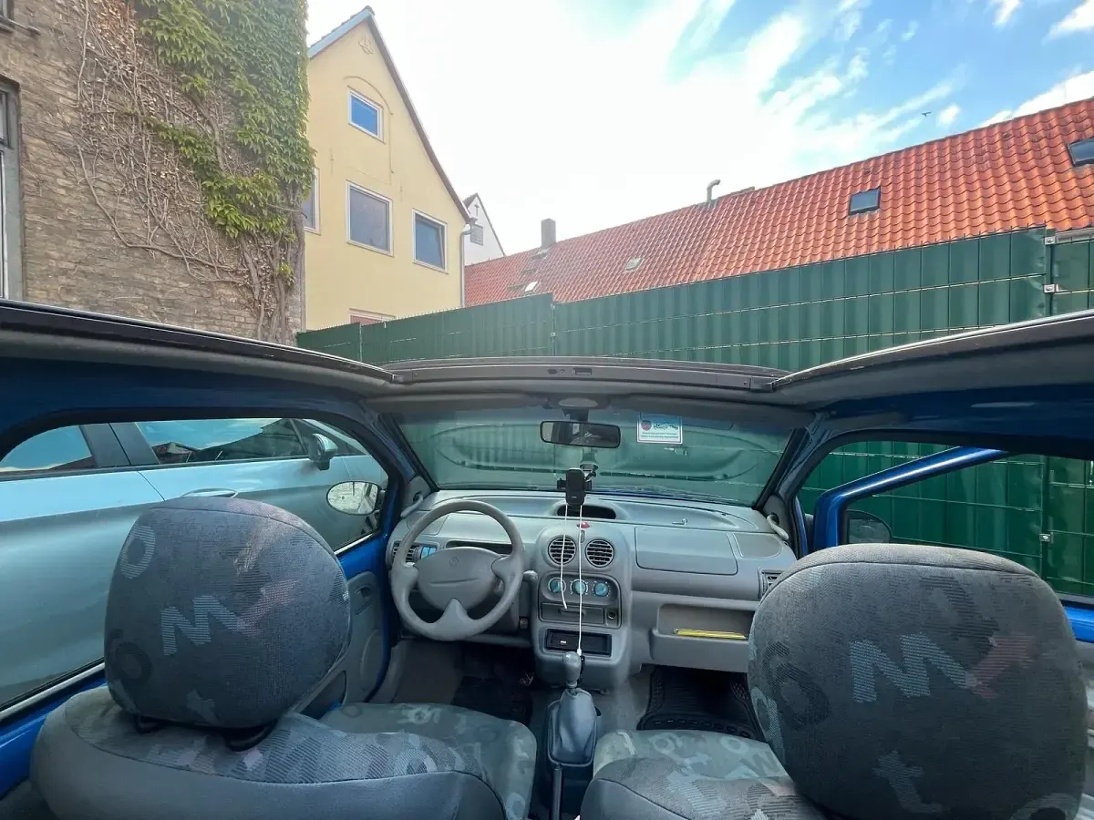 Gebraucht Renault Twingo 58 PS (42 kW) 2006 Blau Kleinwagen