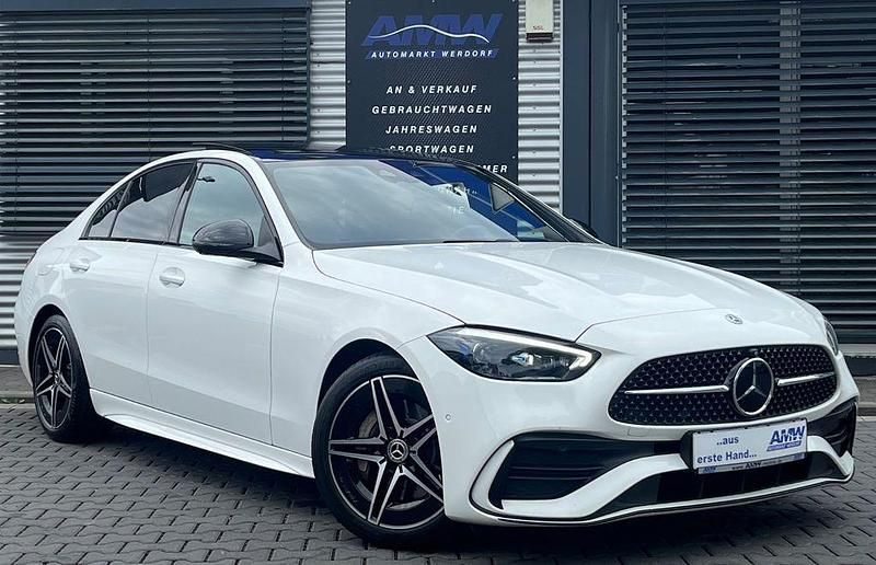 Weiß Gebraucht 2021 Mercedes C300 AMG line Limousine | 38.900 € - Bild 1/4