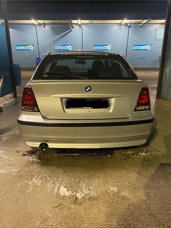 Gebraucht BMW 316 Compact 116 PS (85 kW) 2003 Silber Kleinwagen
