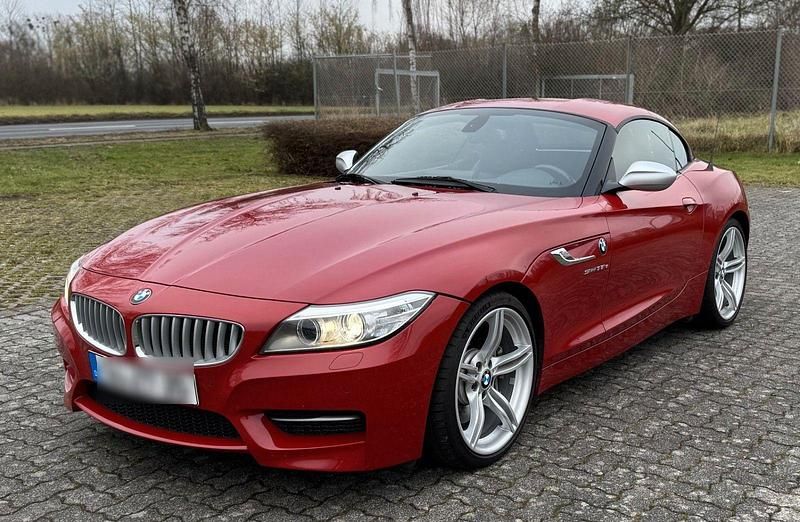 Rot Gebraucht 2013 BMW Z4 M Sport Cabrio | 27.900 € - Bild 1/4