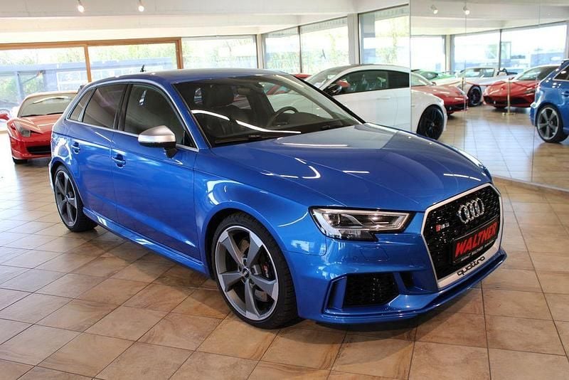 Gebraucht Audi RS3 Sport 400 PS (294 kW) 2019 Blau Limousine