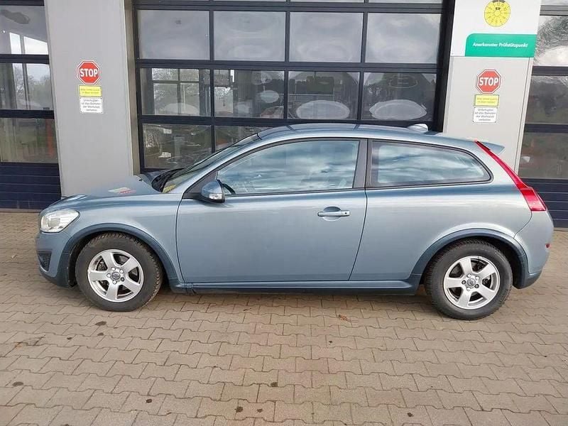 Gebraucht Volvo C30 Momentum 109 PS (80 kW) 2010 Orinoco blue Kleinwagen