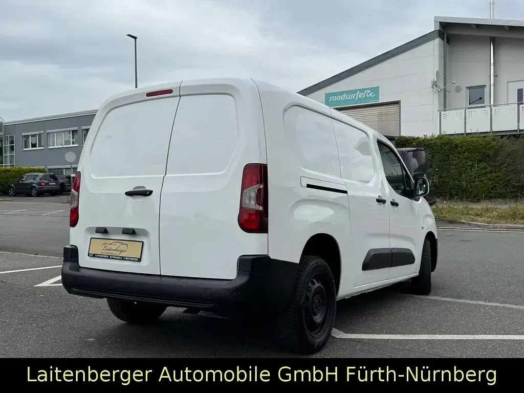 Gebraucht Opel Combo Edition 102 PS (75 kW) 2021 Weiß Van / Kleinbus