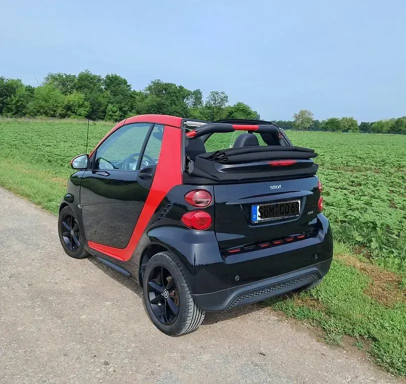 Gebraucht Smart ForTwo Cabrio 71 PS (52 kW) 2013 Schwarz Cabrio