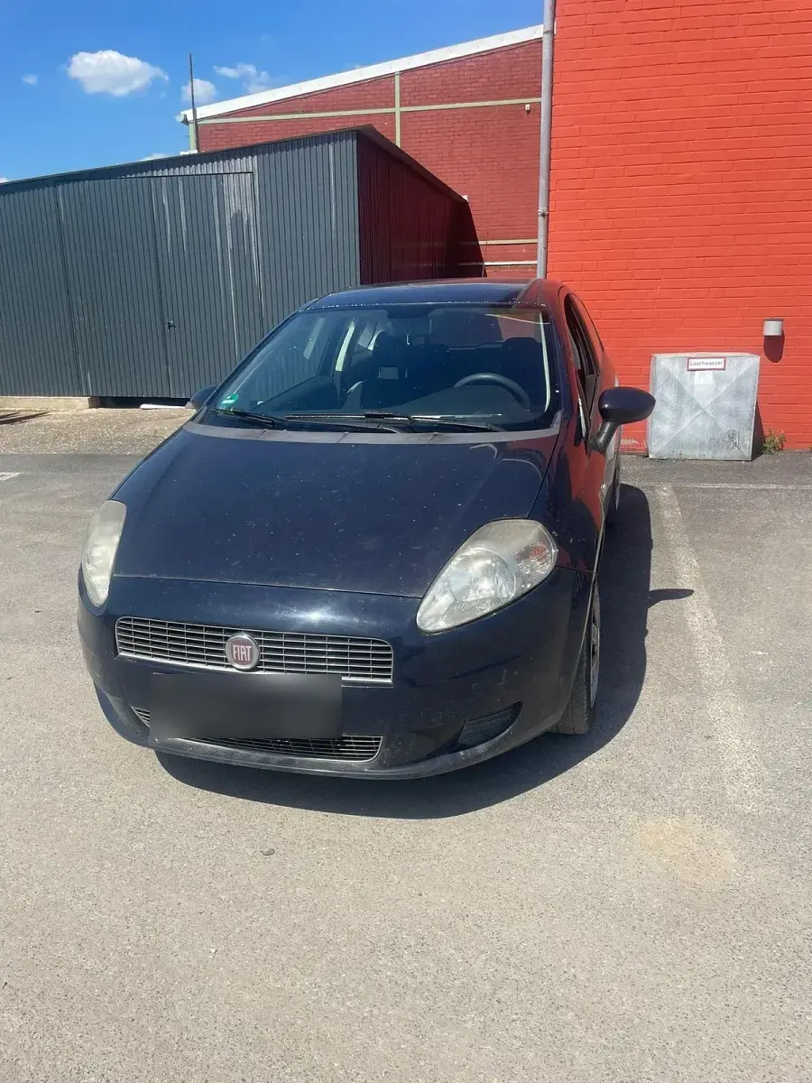 Gebraucht Fiat Grande Punto Active 65 PS (47 kW) 2009 Blau Kleinwagen