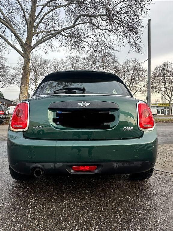 Gebraucht Mini ONE 102 PS (75 kW) 2017 Grün Kleinwagen
