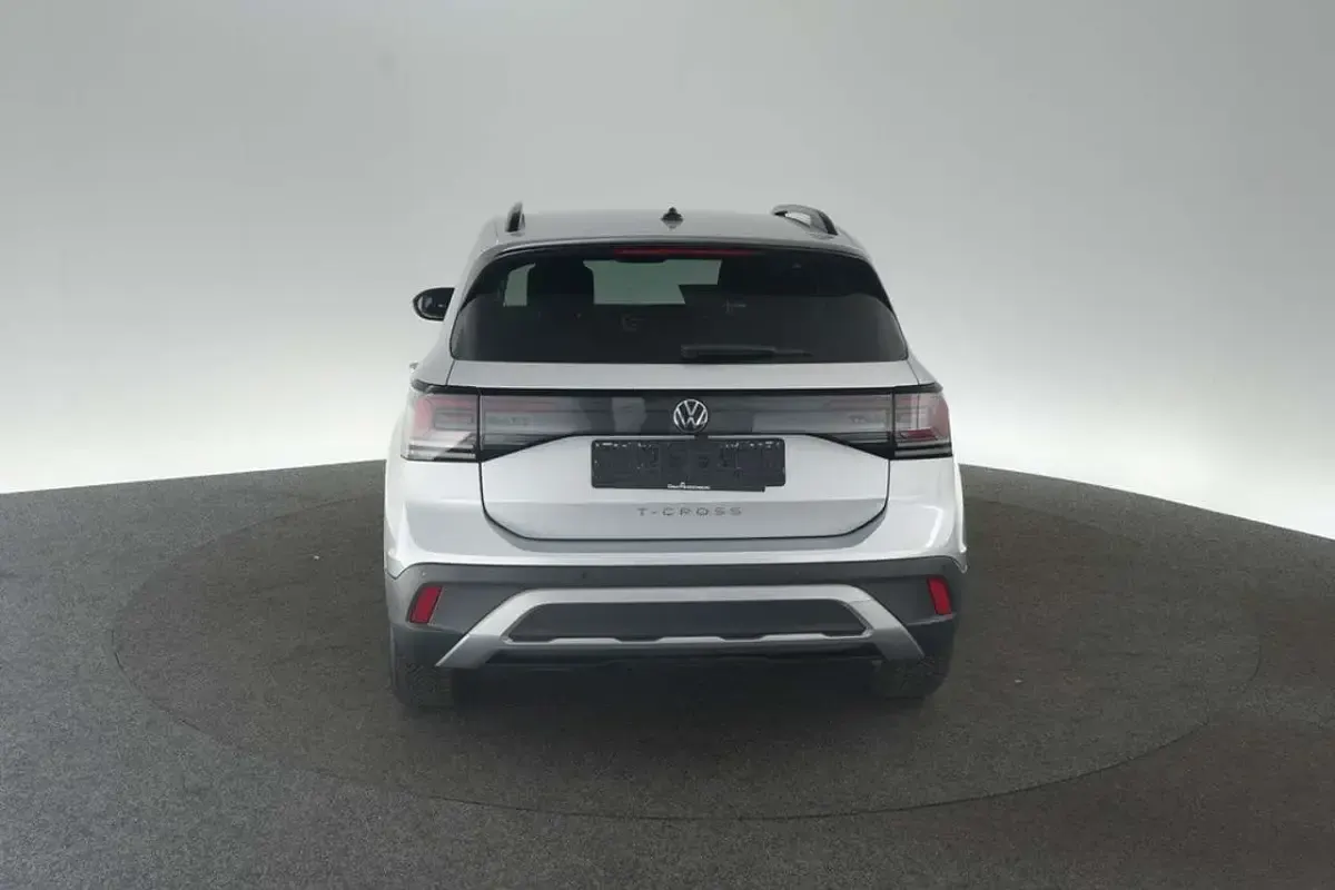 Gebraucht VW T-Cross Life 116 PS (85 kW) 2025 Silber SUV