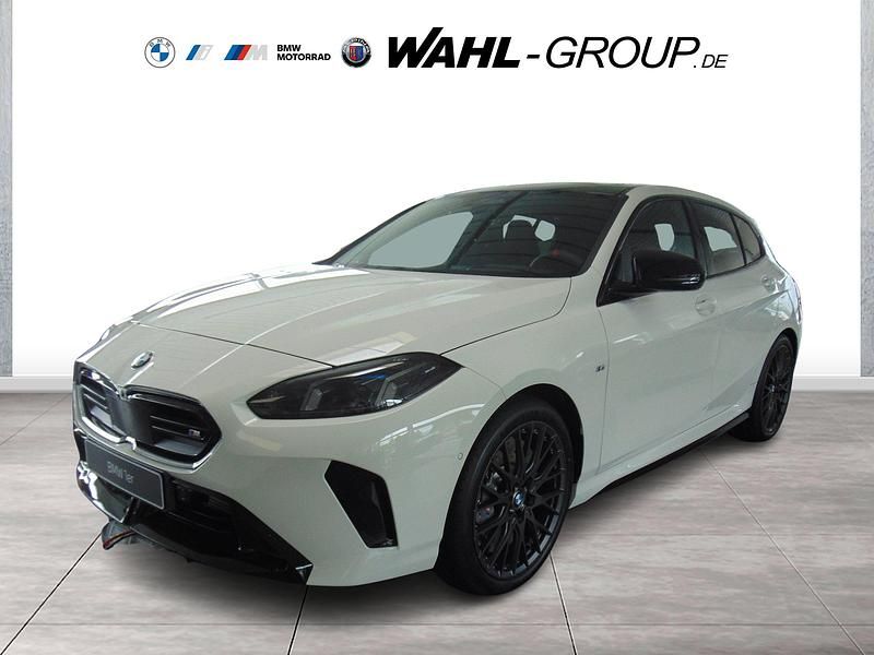 Weiß Neu 2025 BMW M135 M Sport Kleinwagen | 54.490 € (Fairer Preis) - Bild 1/3