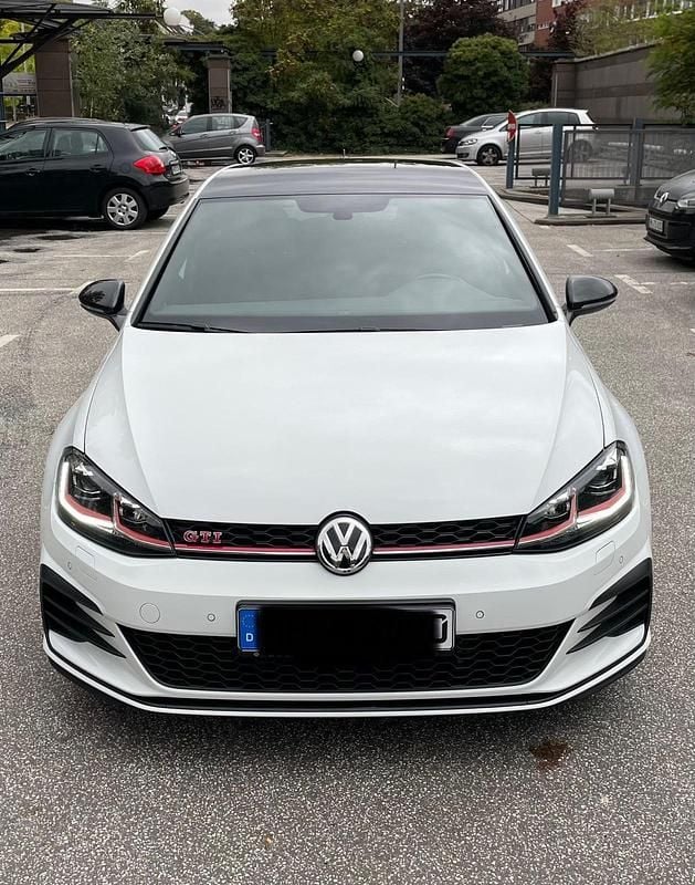 Weiß Gebraucht 2020 VW Golf VII GTI Limousine | 21.990 € (Fairer Preis) - Bild 1/4