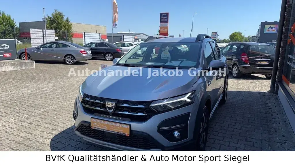 Gebraucht Dacia Sandero Stepway 91 PS (66 kW) 2022 Grau Limousine