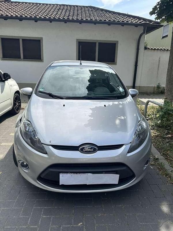 Gebraucht 2016 Ford Fiesta Trend Kleinwagen | 1.999 € (Superpreis) - Bild 1/4