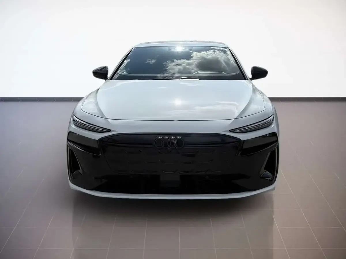 Nowe Audi A6 e-tron Performance 269 kW (367 KM) 2026 Biały Kombi