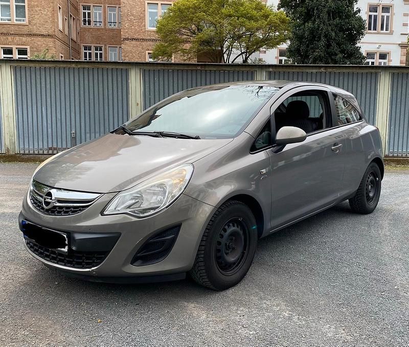 Gebraucht Opel Corsa Active 87 PS (63 kW) 2013 Braun Kleinwagen