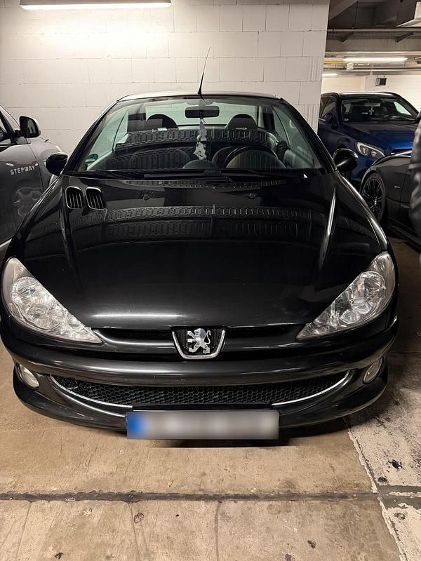 Gebraucht Peugeot 206 110 PS (80 kW) 2004 Schwarz Cabrio