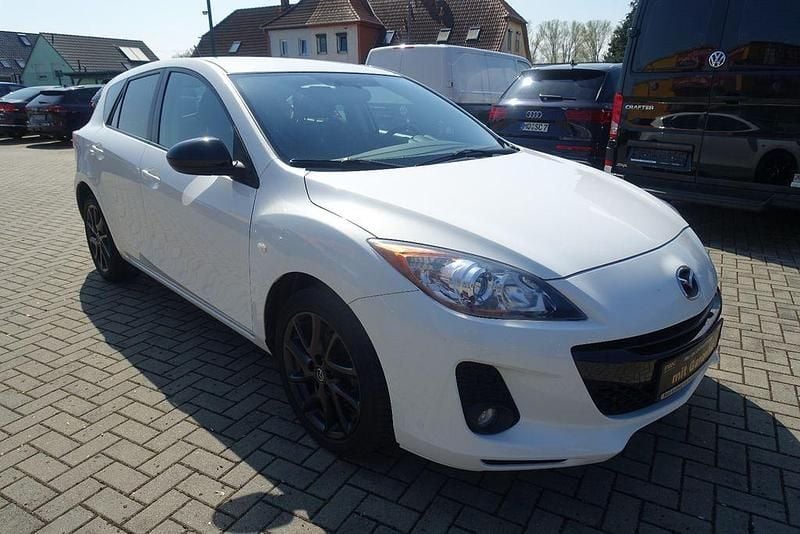Second-hand Mazda 3 105 CP (77 kW) 2013 Alb Berlinǎ