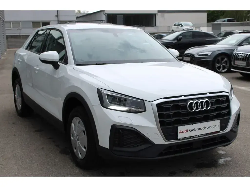 Gebraucht Audi Q2 Comfort 150 PS (110 kW) 2023 Weiß SUV