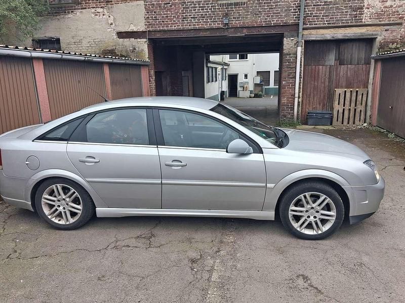 Gebraucht Opel Vectra GTS 122 PS (89 kW) 2004 Silber Limousine