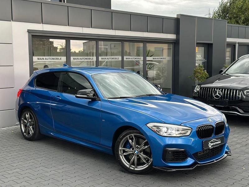 Blau Gebraucht 2016 BMW M135 Performance Kleinwagen | 26.890 € (Fairer Preis) - Bild 1/4