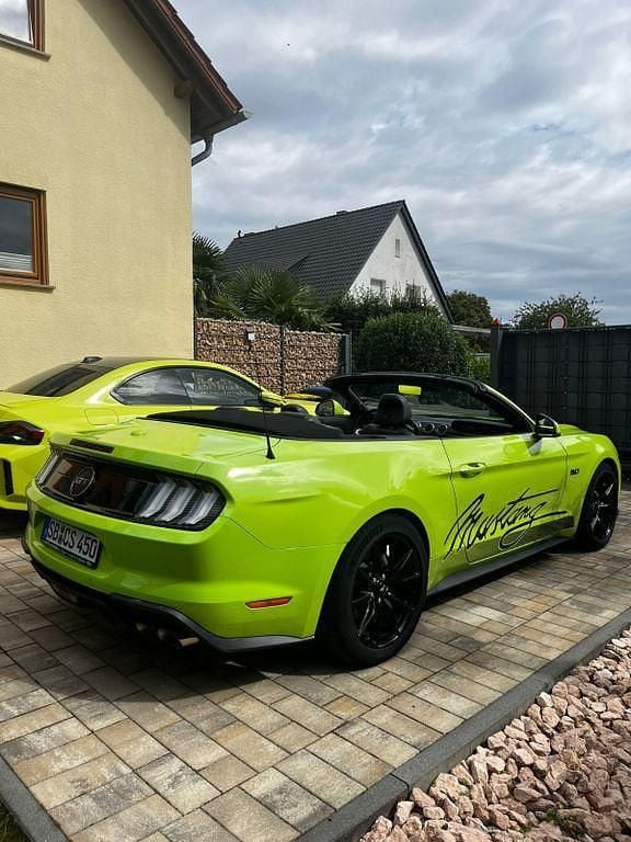 Gebraucht Ford Mustang 450 PS (330 kW) 2020 Grün Cabrio