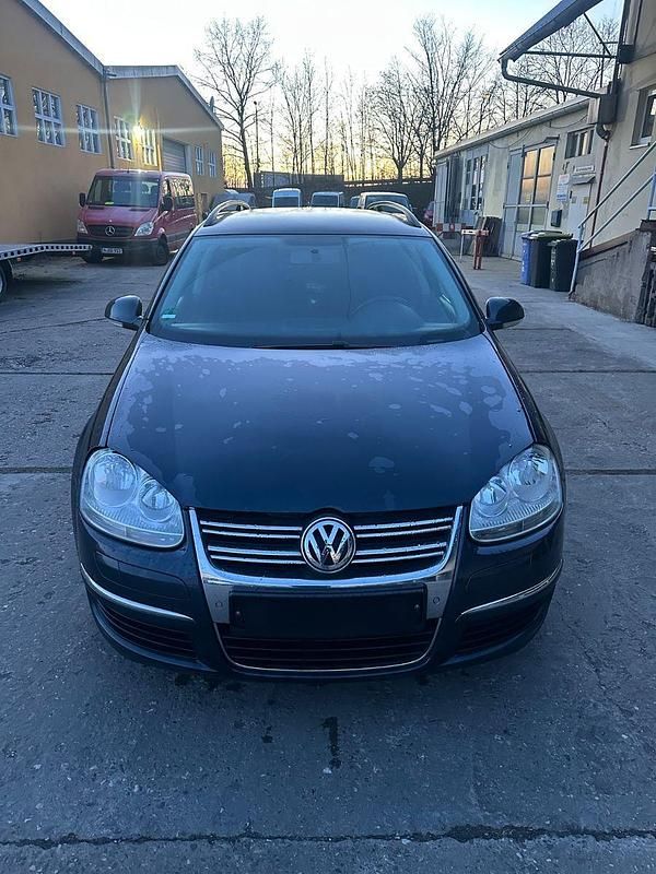 Gebraucht VW Golf V Comfortline 140 PS (102 kW) 2009 Schwarz Kombi