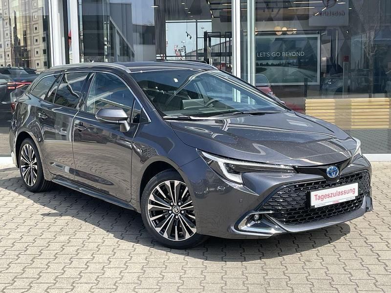 Neu Toyota Corolla 178 PS (130 kW) 2025 Dynamic grey metallic Kombi