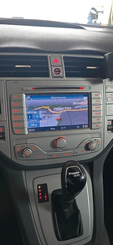 Gebraucht Ford Kuga Individual 163 PS (119 kW) 2012 Weiß SUV